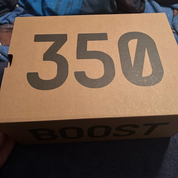adidas Brown Cardboard Yeezy Box With Black Print - Picture 2 of 3